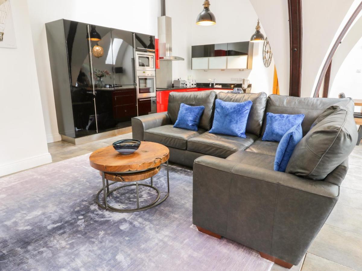 Penthouse St Mary'S Church Мофат Экстерьер фото