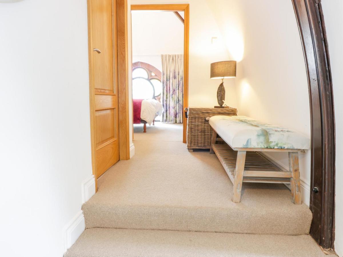 Penthouse St Mary'S Church Мофат Экстерьер фото