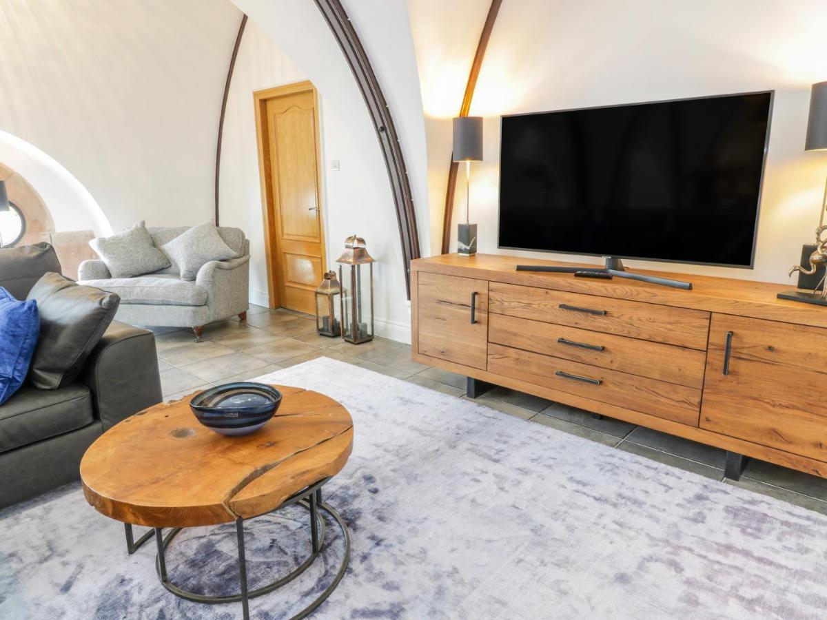 Penthouse St Mary'S Church Мофат Экстерьер фото